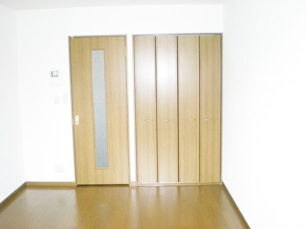 アンプルールクラージュ仲原の物件内観写真